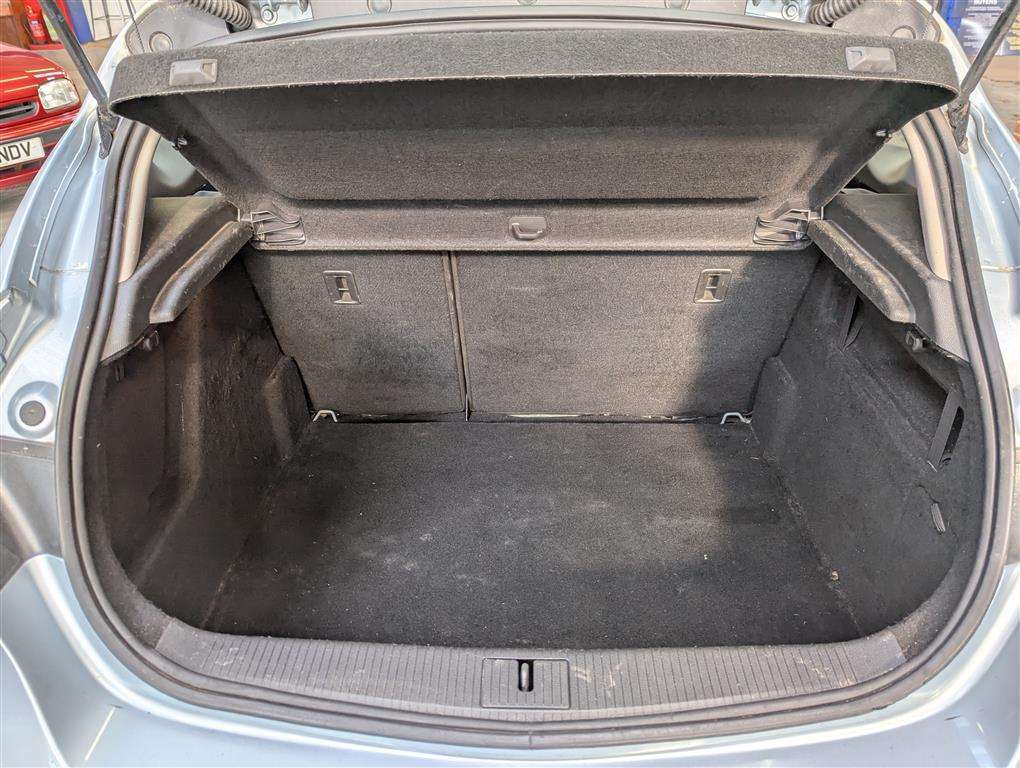 <p>2014 VAUXHALL ASTRA TECH LINE CDTI ECOF</p>