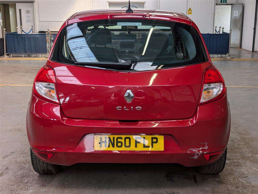 <p>2010 RENAULT CLIO INITIALE T-TOM VVT AUTO</p>