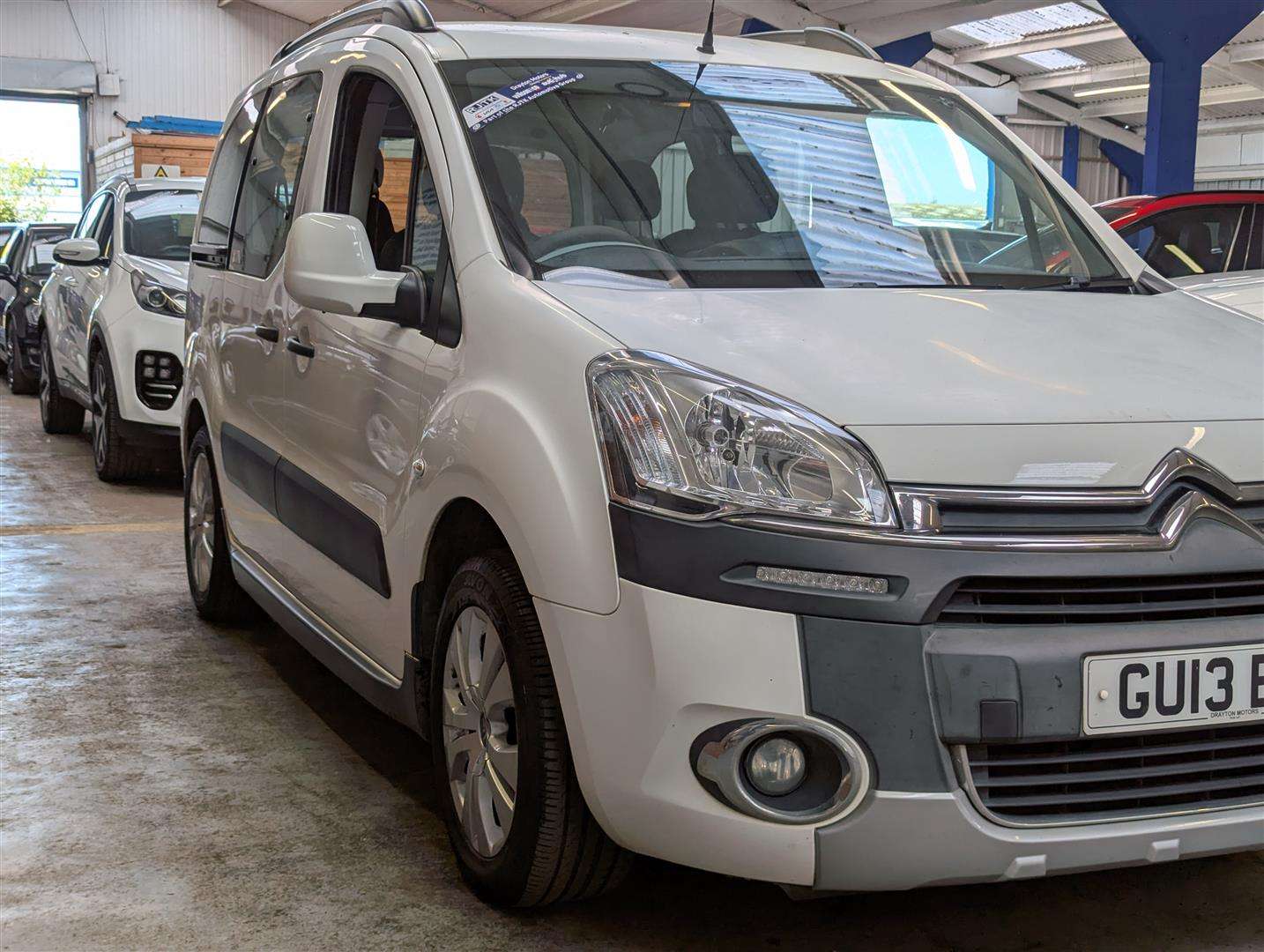 <p>2013 CITROEN BERLINGO MULTISPACE XTR H</p>