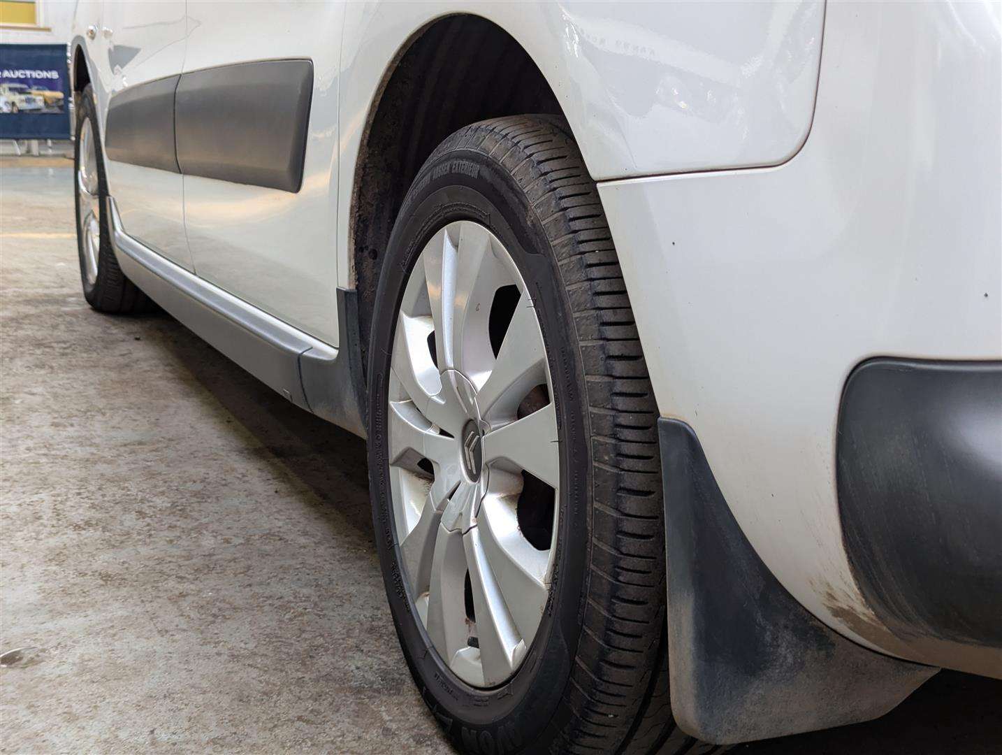 <p>2013 CITROEN BERLINGO MULTISPACE XTR H</p>