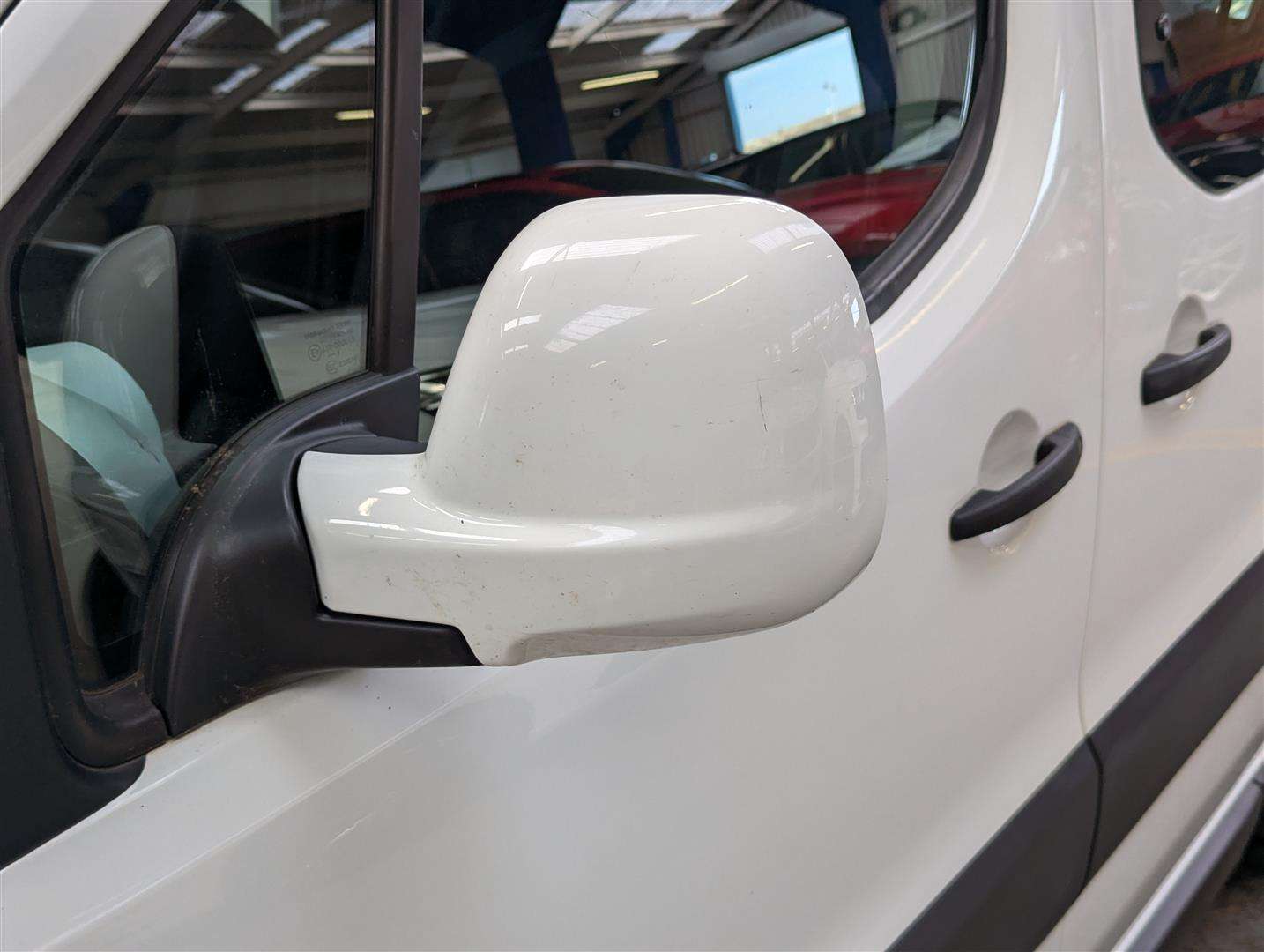 <p>2013 CITROEN BERLINGO MULTISPACE XTR H</p>