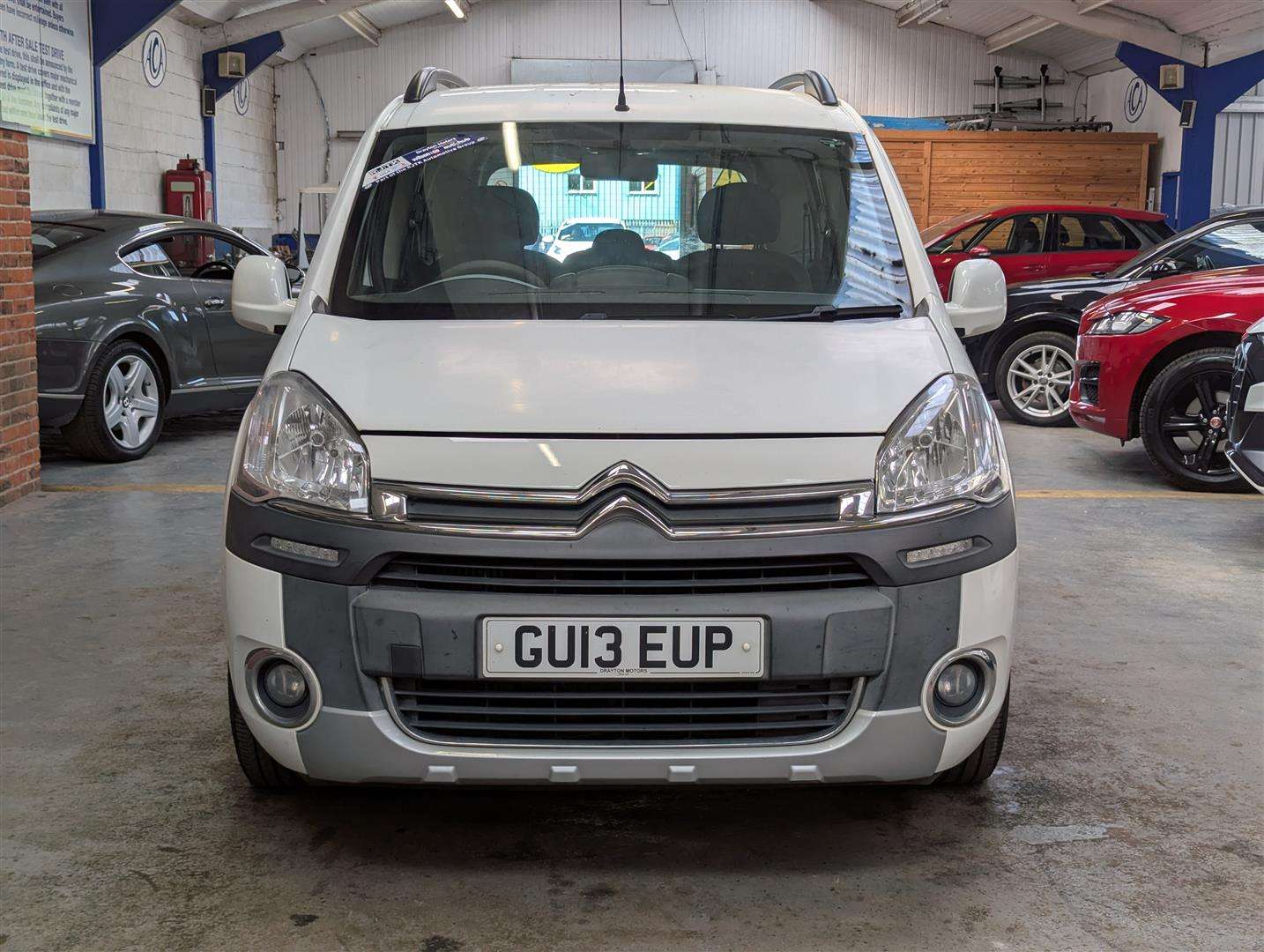 <p>2013 CITROEN BERLINGO MULTISPACE XTR H</p>