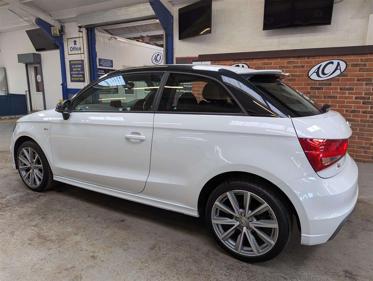 <p>2014 AUDI A1 S LINE STYLE EDITION T</p>