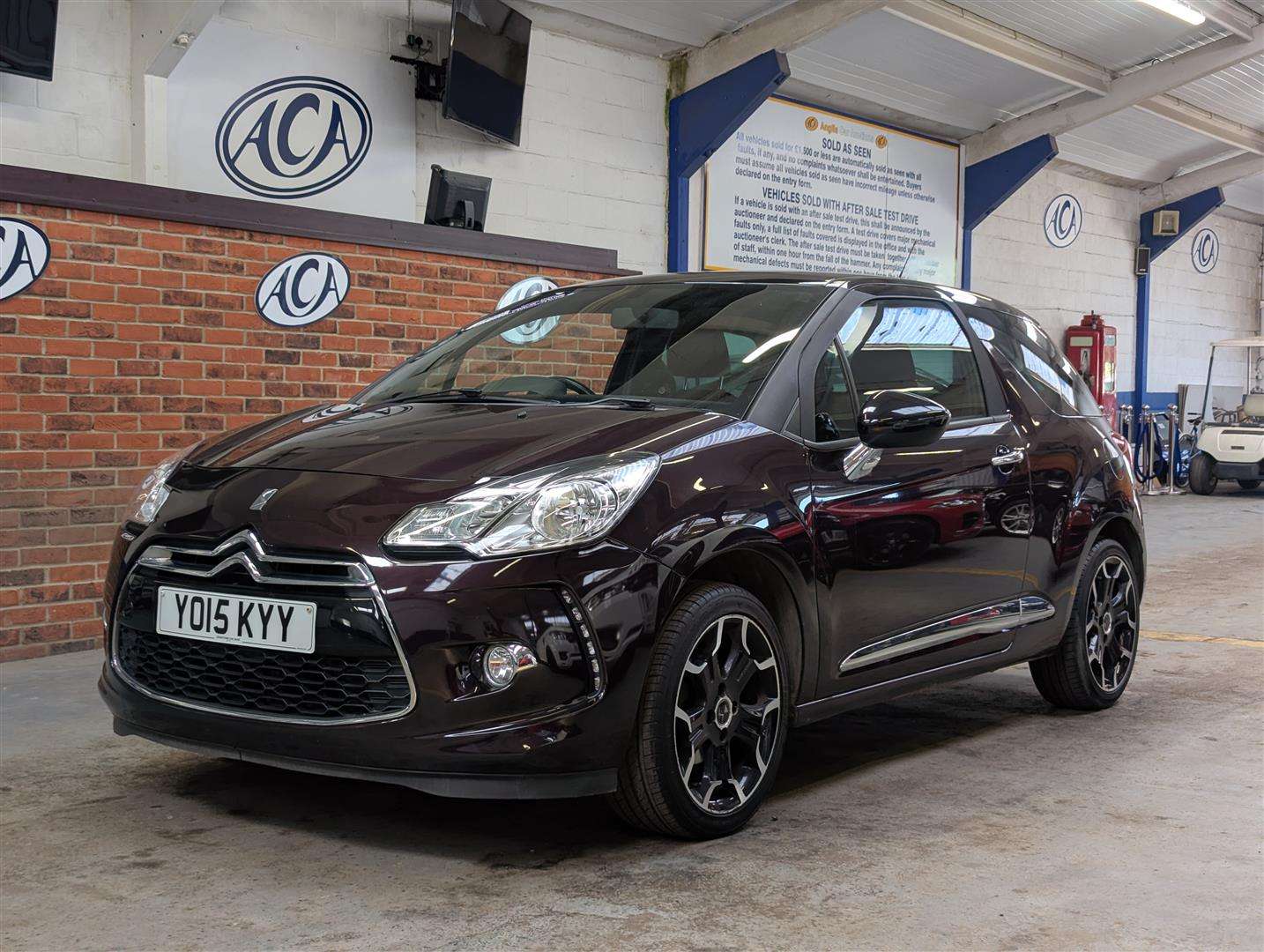 <p>2015 DS DS3 DSTYLE PURETECH</p>