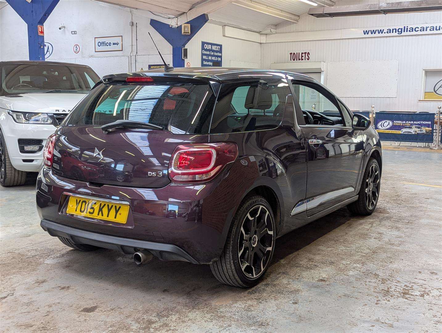 <p>2015 DS DS3 DSTYLE PURETECH</p>