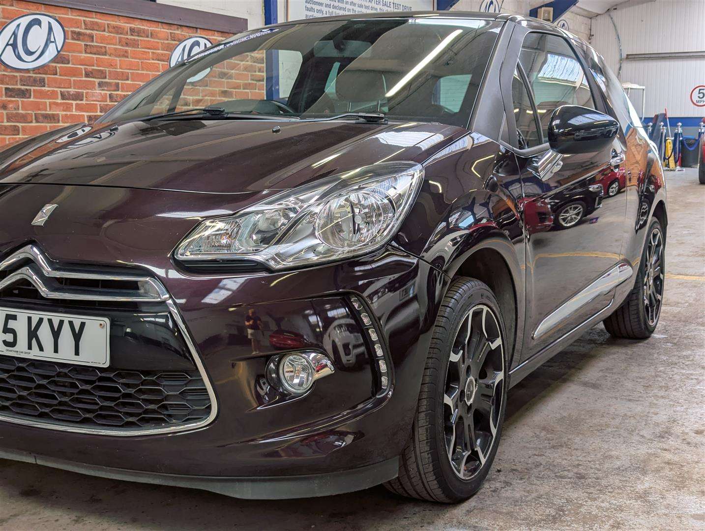 <p>2015 DS DS3 DSTYLE PURETECH</p>
