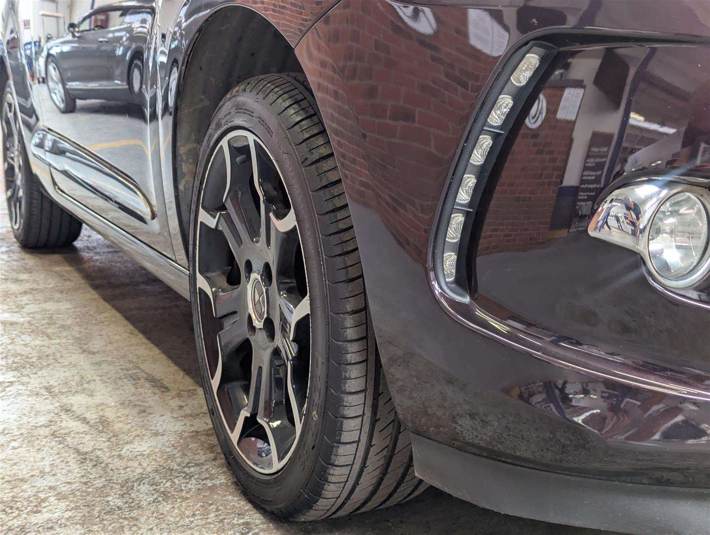 <p>2015 DS DS3 DSTYLE PURETECH</p>