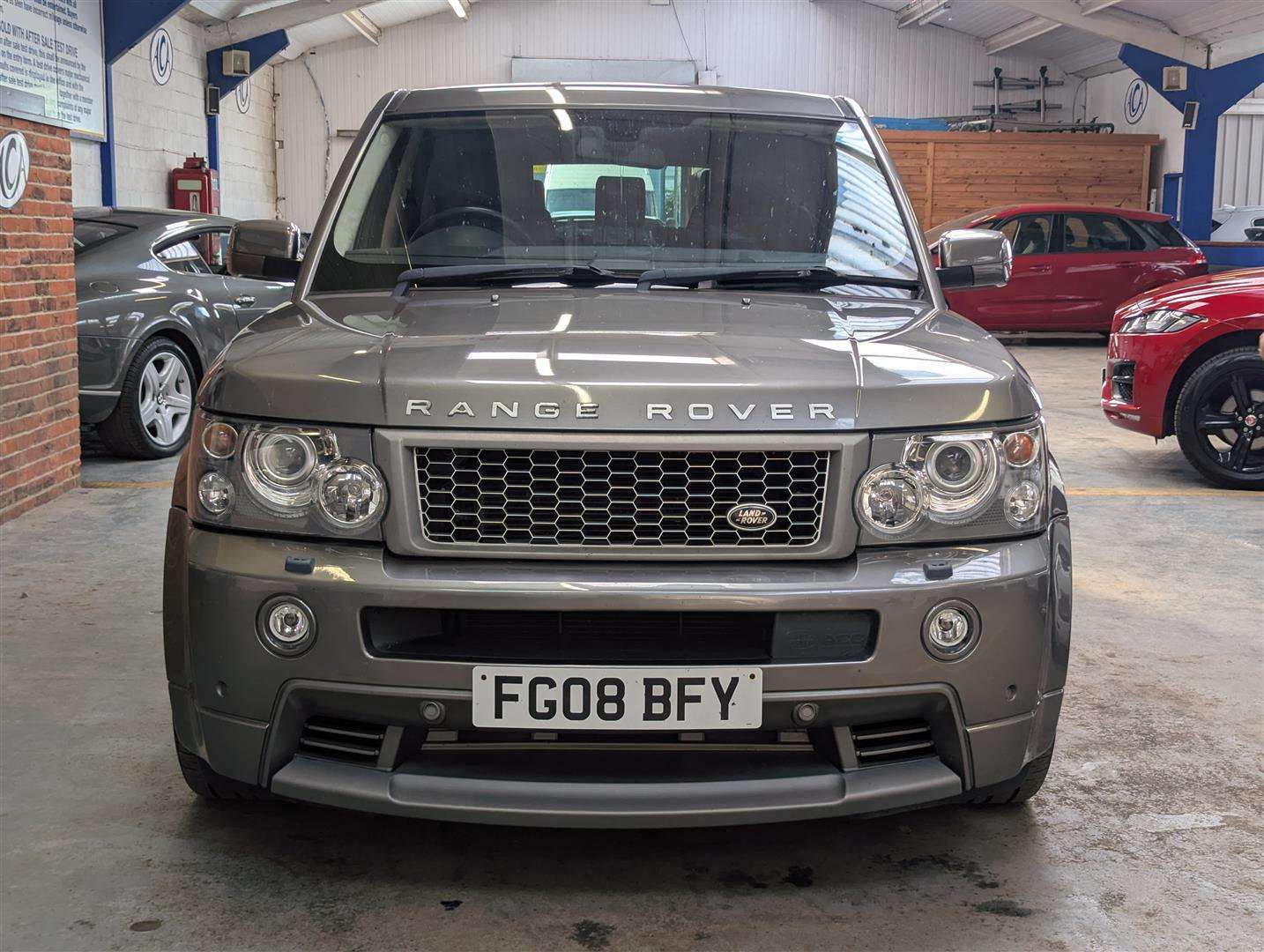 <p>2008 LAND ROVER RANGE ROVER SP HST TDV8 A</p>