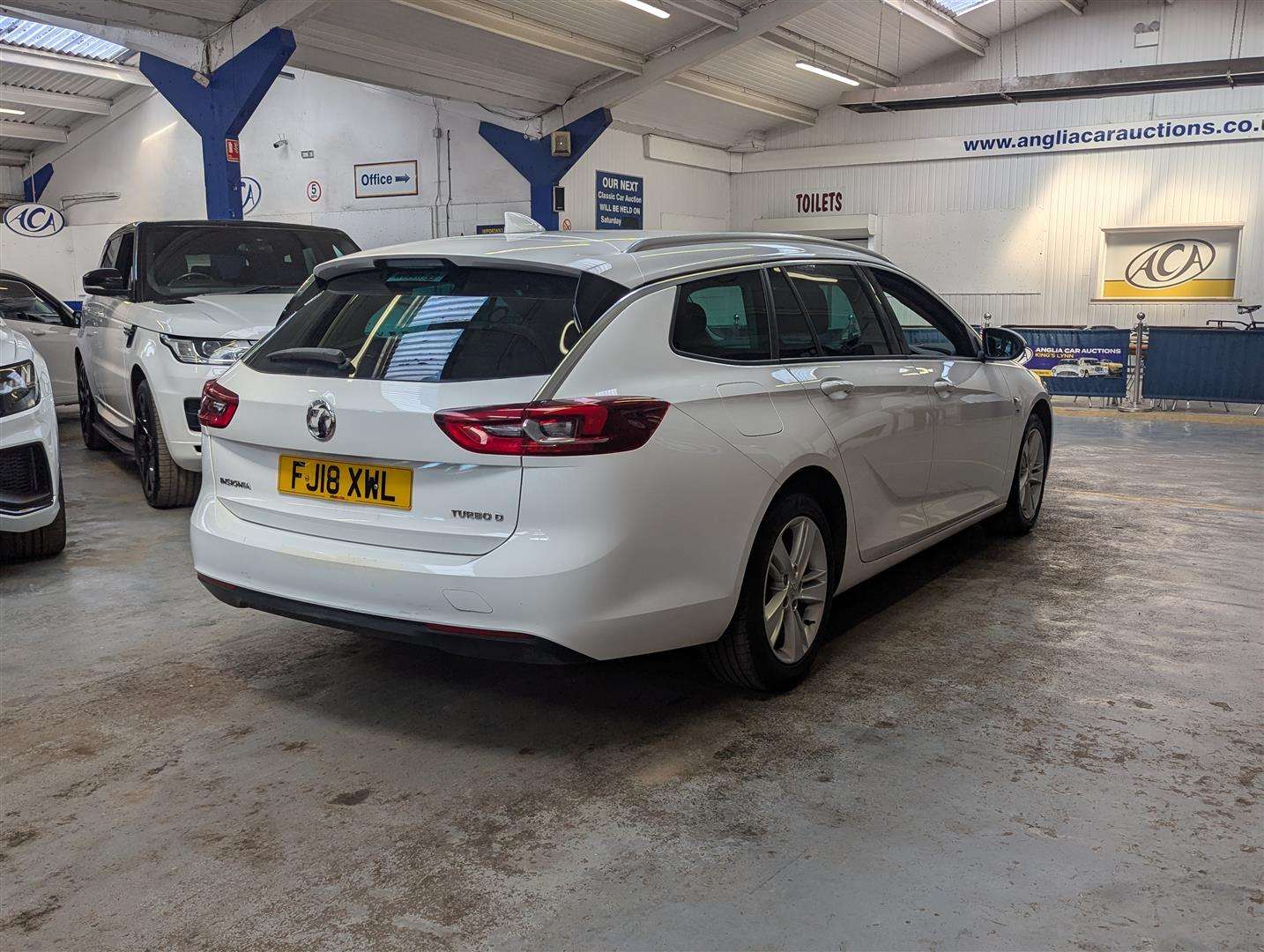 <p>2018 VAUXHALL INSIGNIA SRI NAV ECOTEC D</p>