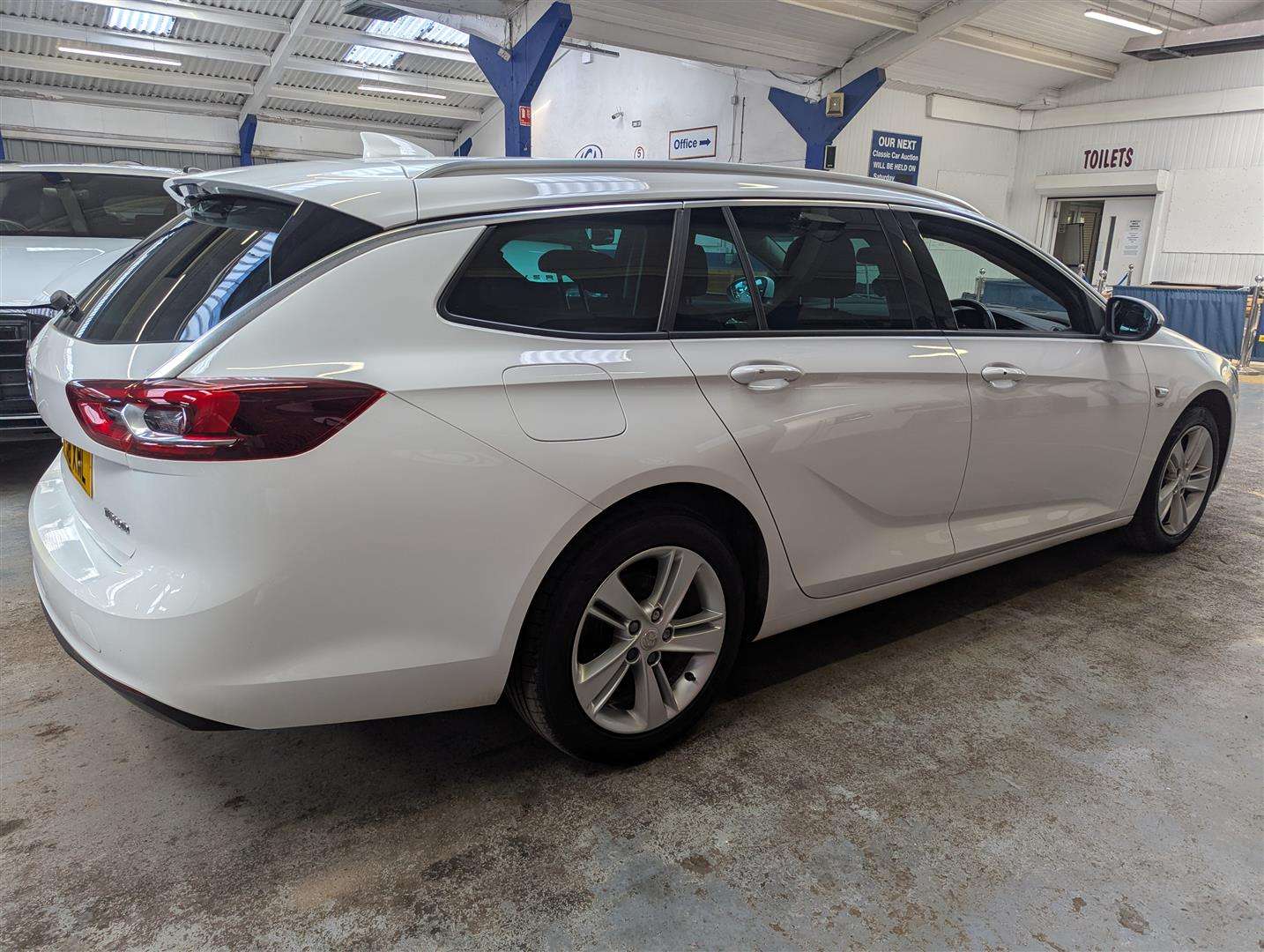<p>2018 VAUXHALL INSIGNIA SRI NAV ECOTEC D</p>