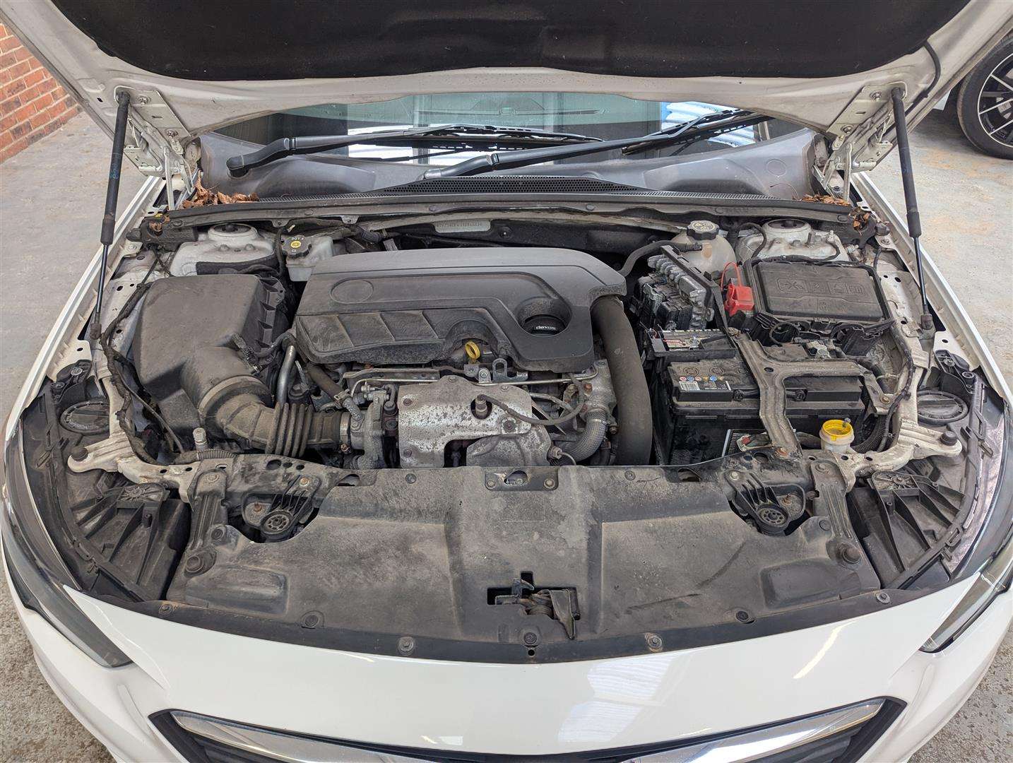 <p>2018 VAUXHALL INSIGNIA SRI NAV ECOTEC D</p>