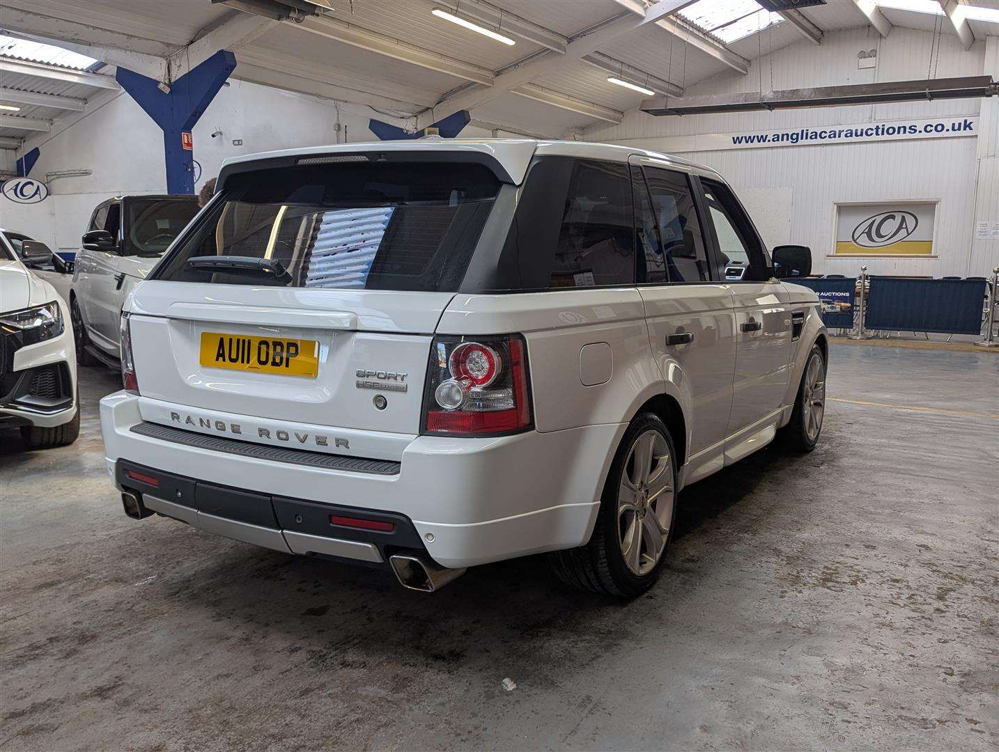 <p>2011 LAND ROVER RANGE ROVER SP HSE TDV6 AUTO</p>