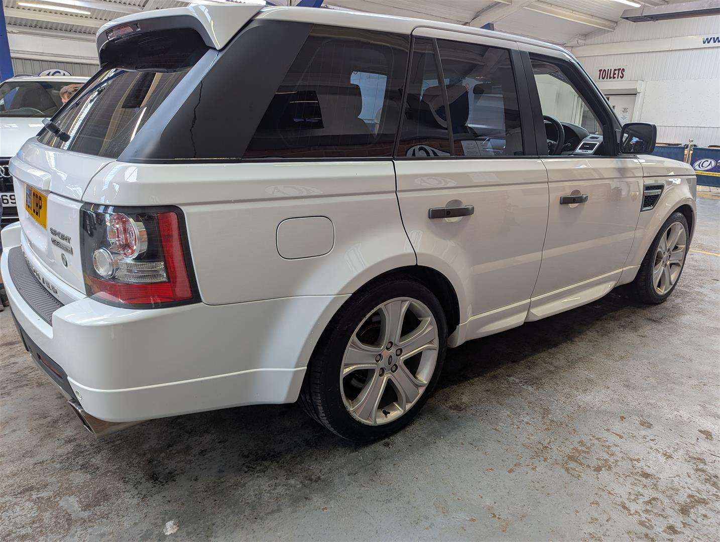 <p>2011 LAND ROVER RANGE ROVER SP HSE TDV6 AUTO</p>