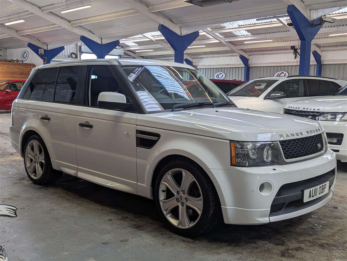 <p>2011 LAND ROVER RANGE ROVER SP HSE TDV6 AUTO</p>