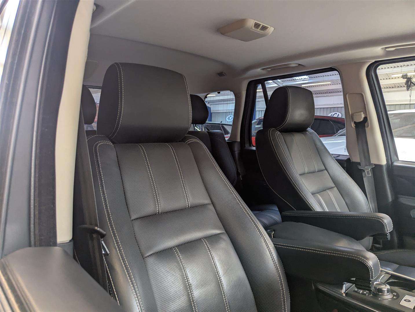 <p>2011 LAND ROVER RANGE ROVER SP HSE TDV6 AUTO</p>