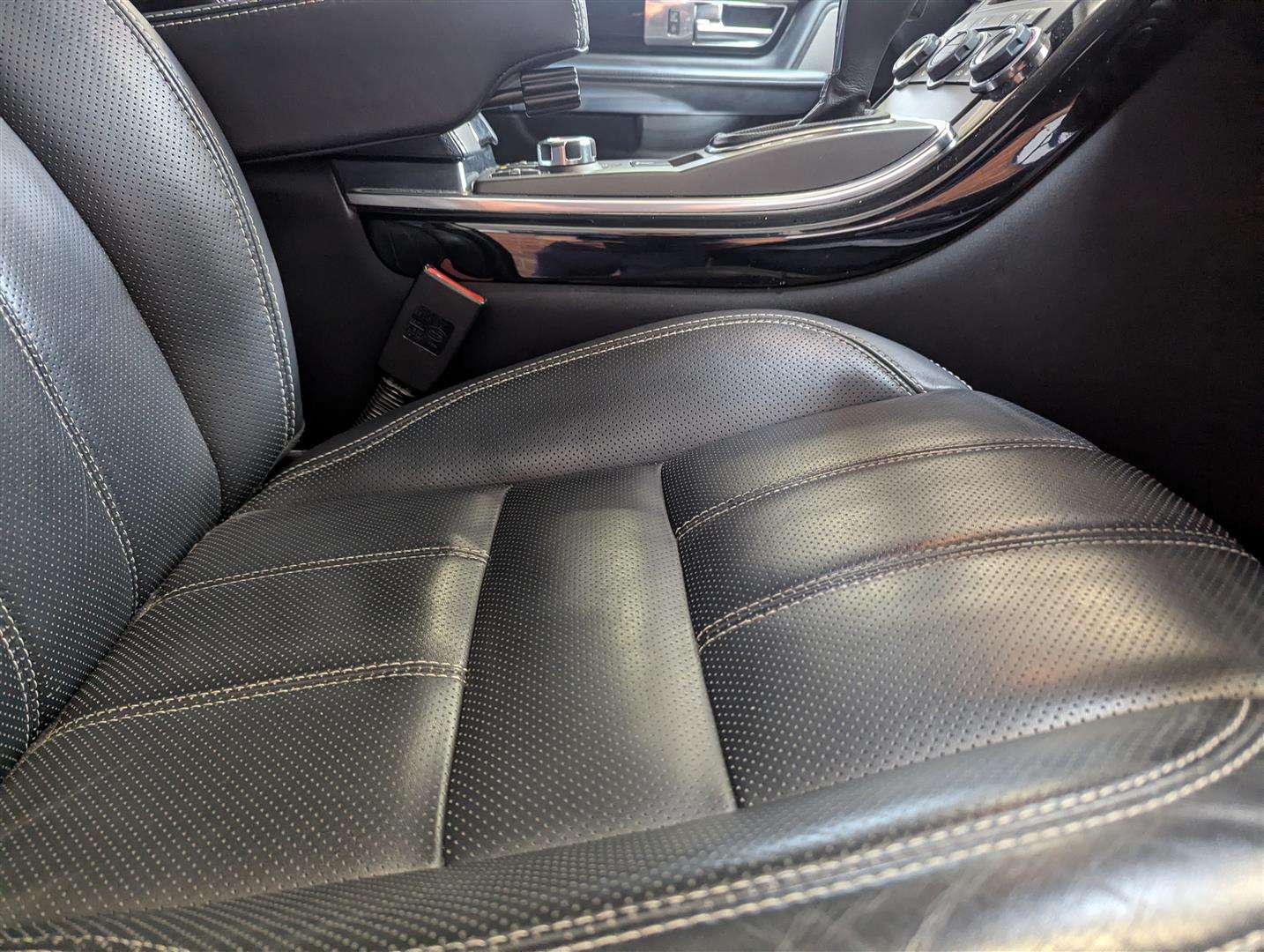 <p>2011 LAND ROVER RANGE ROVER SP HSE TDV6 AUTO</p>