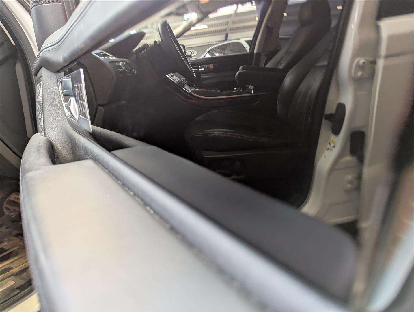 <p>2011 LAND ROVER RANGE ROVER SP HSE TDV6 AUTO</p>
