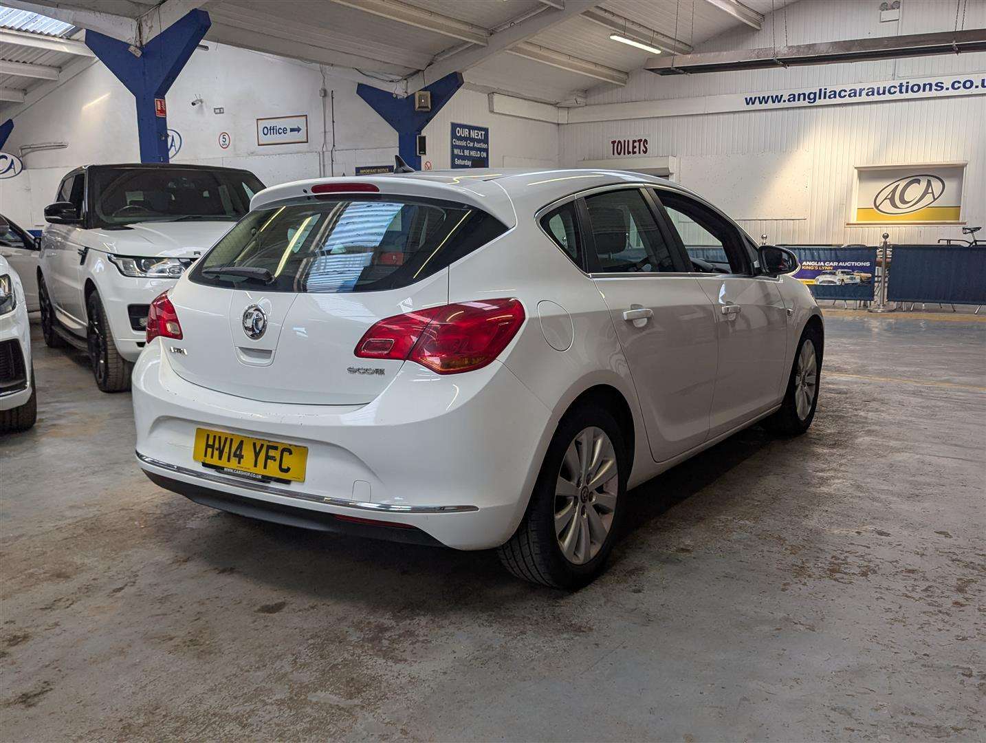 <p>2014 VAUXHALL ASTRA TECH LINE CDTI ECOF</p>
