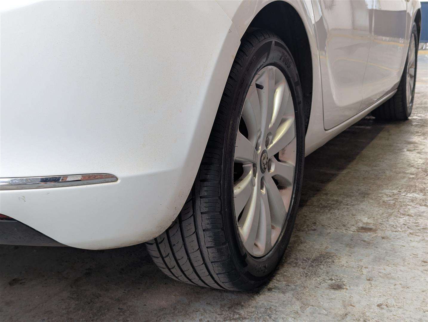 <p>2014 VAUXHALL ASTRA TECH LINE CDTI ECOF</p>