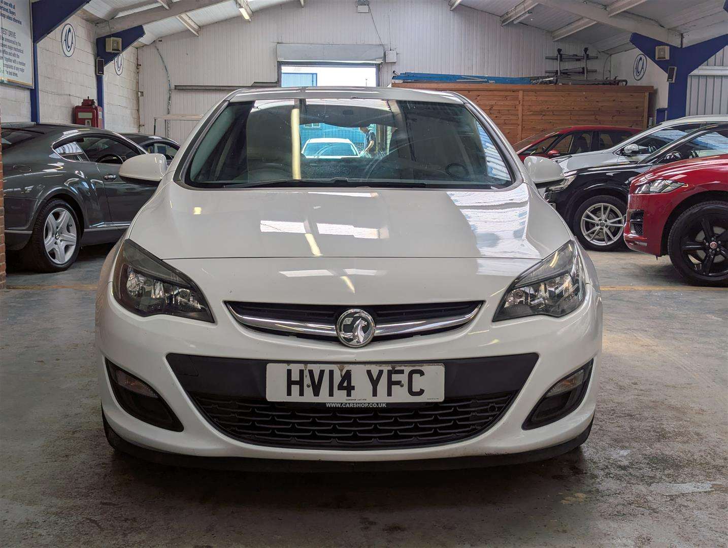 <p>2014 VAUXHALL ASTRA TECH LINE CDTI ECOF</p>