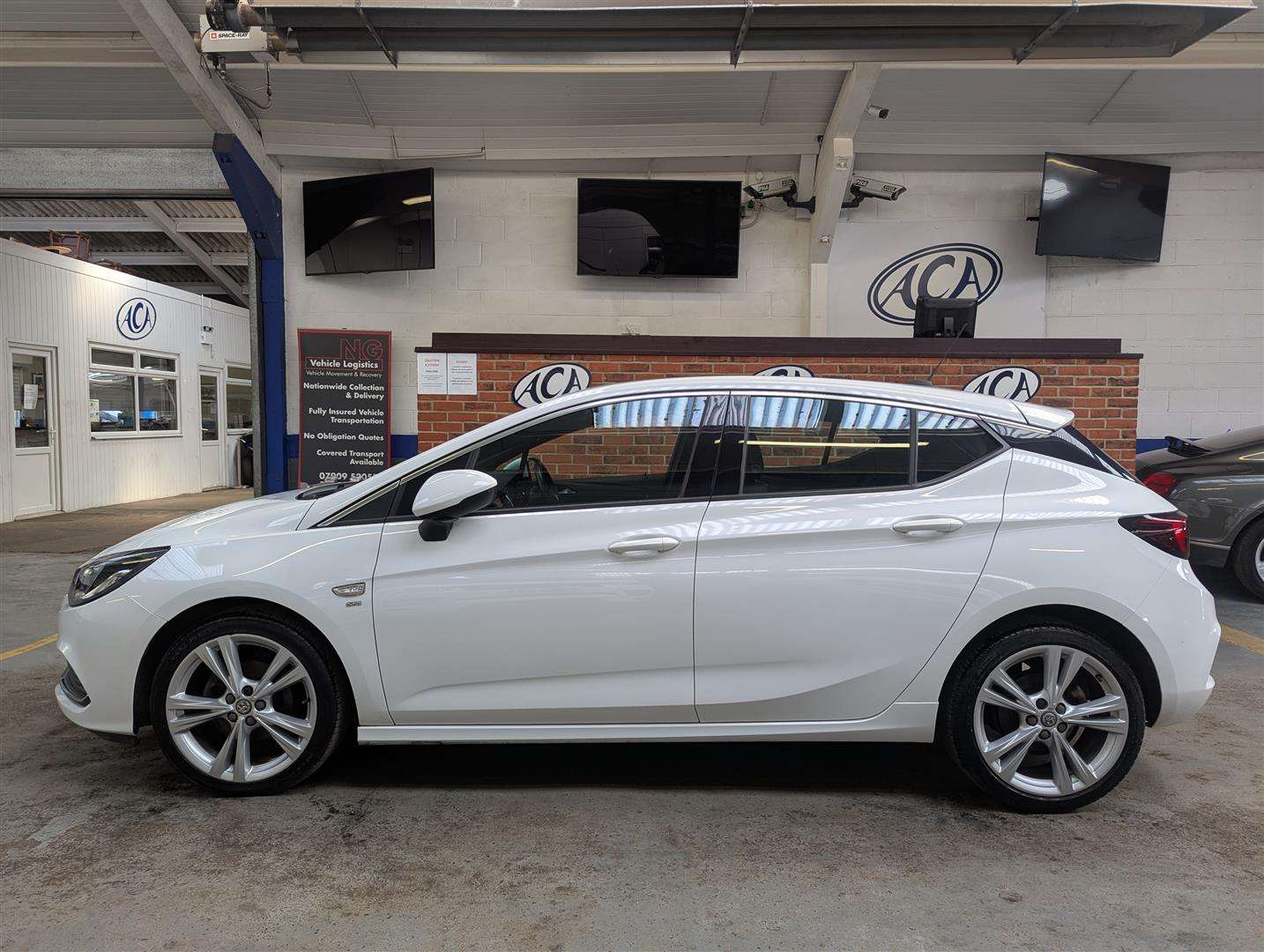 <p>2019 VAUXHALL ASTRA SRI VX-LINE NAV TUR</p>