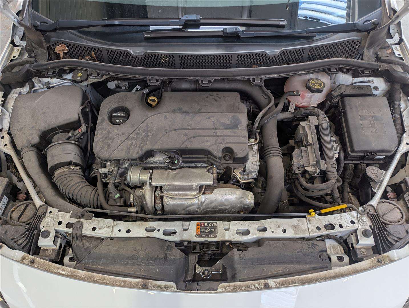 <p>2019 VAUXHALL ASTRA SRI VX-LINE NAV TUR</p>