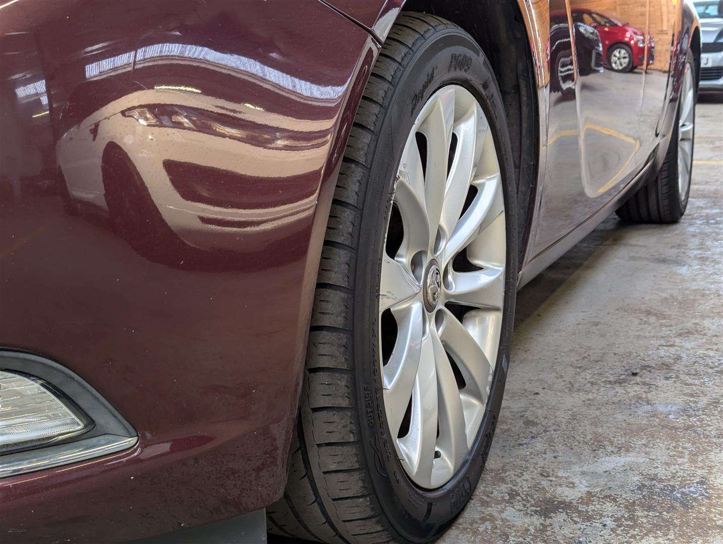 <p>2013 VAUXHALL INSIGNIA ELITE NAV CDTI E</p>
