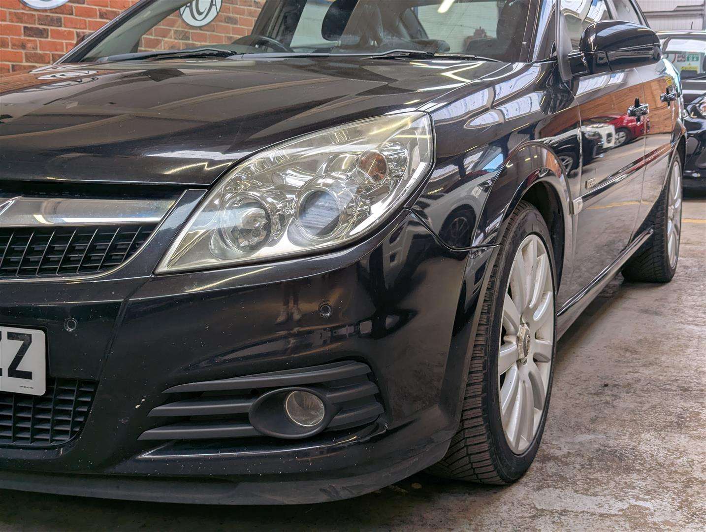 <p>2008 VAUXHALL VECTRA DESIGN CDTI 150</p>