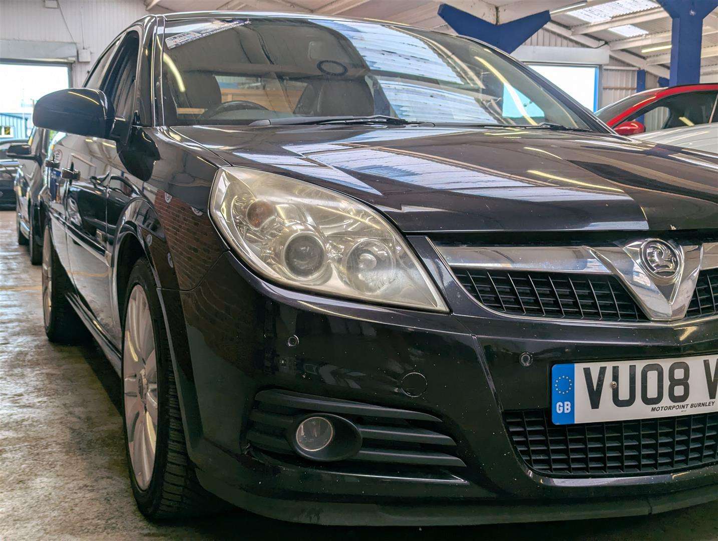 <p>2008 VAUXHALL VECTRA DESIGN CDTI 150</p>