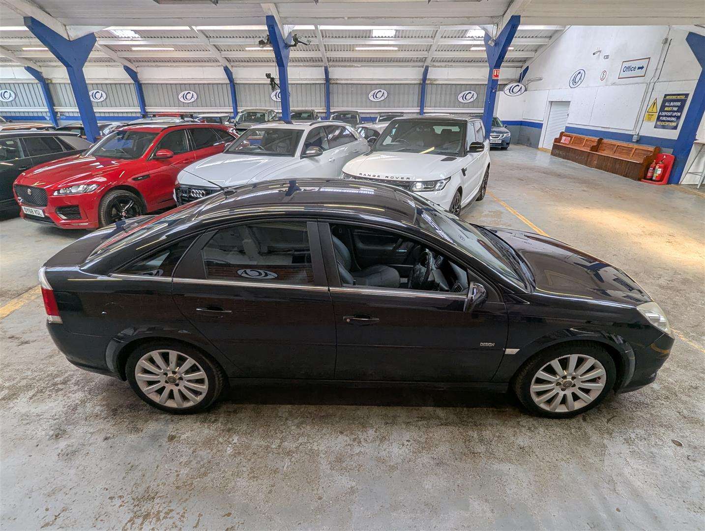 <p>2008 VAUXHALL VECTRA DESIGN CDTI 150</p>