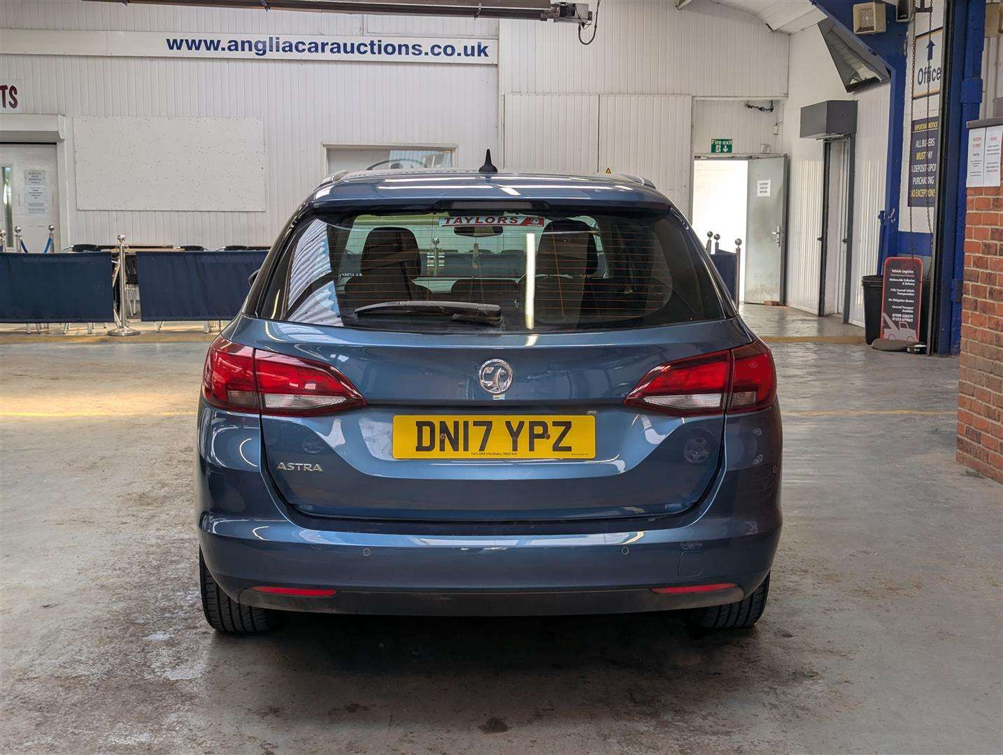 <p>2017 VAUXHALL ASTRA TECH LINE</p>