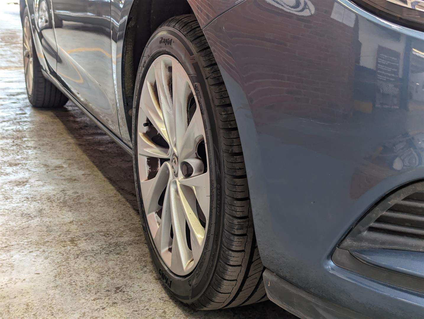 <p>2017 VAUXHALL ASTRA TECH LINE</p>