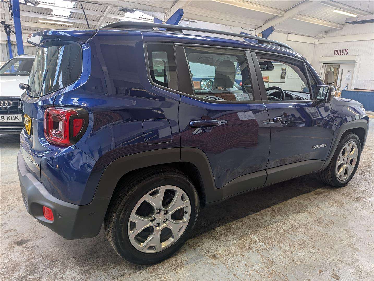 <p>2018 JEEP RENEGADE LIMITED</p>