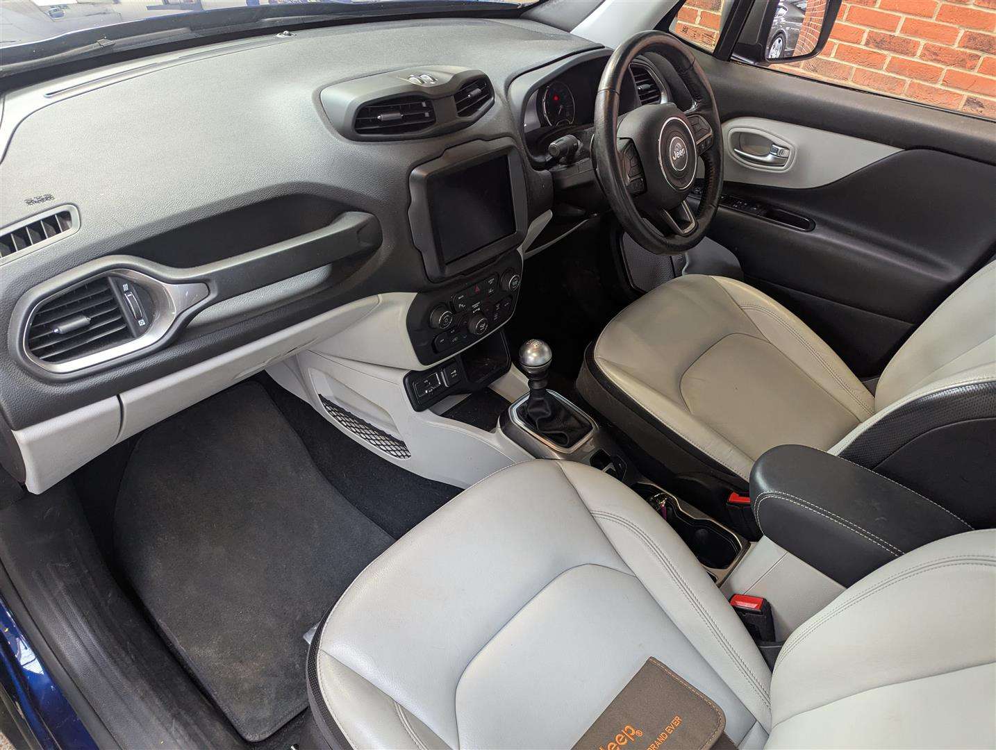 <p>2018 JEEP RENEGADE LIMITED</p>