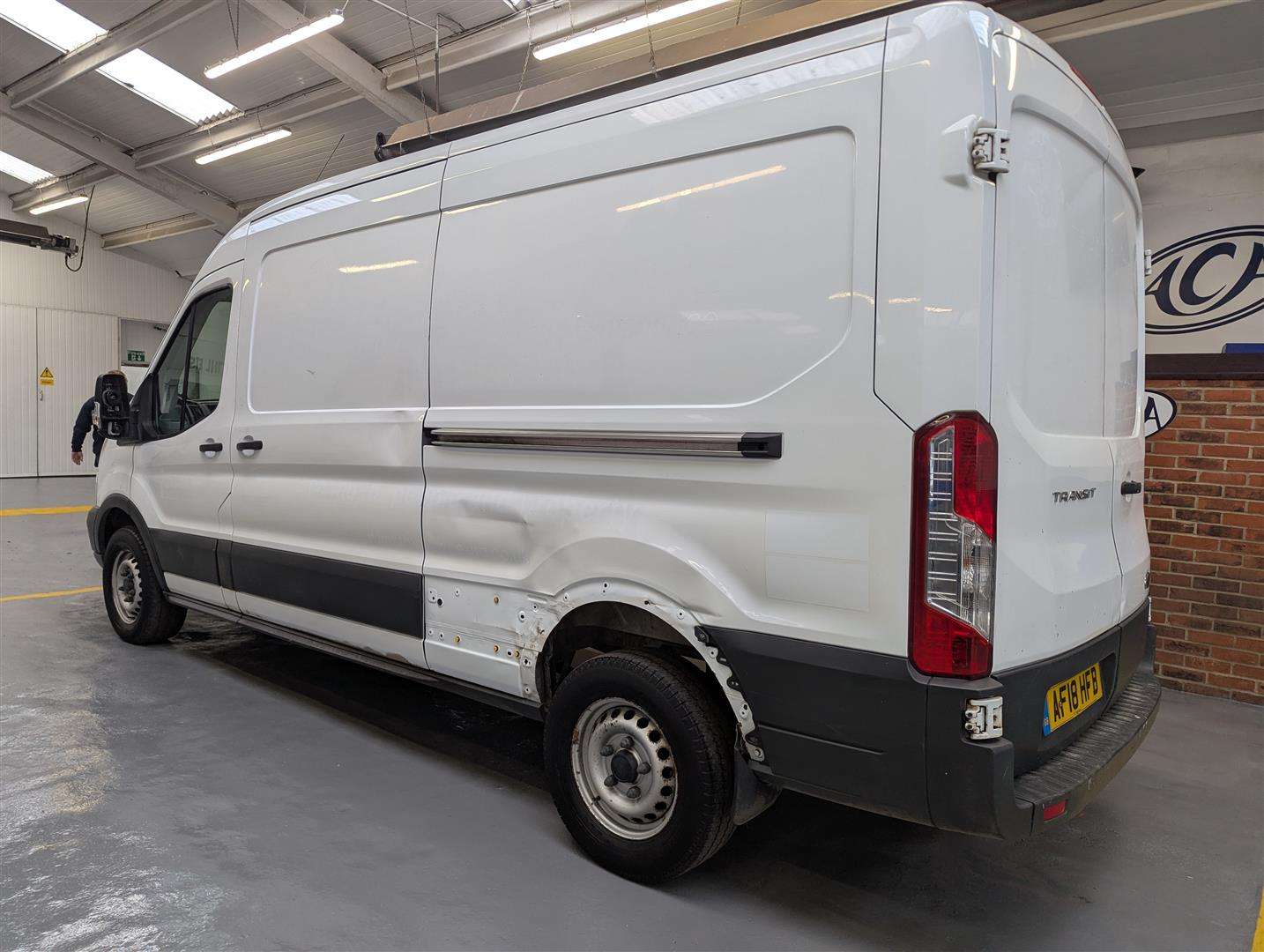 <p>2018 FORD TRANSIT 350</p>