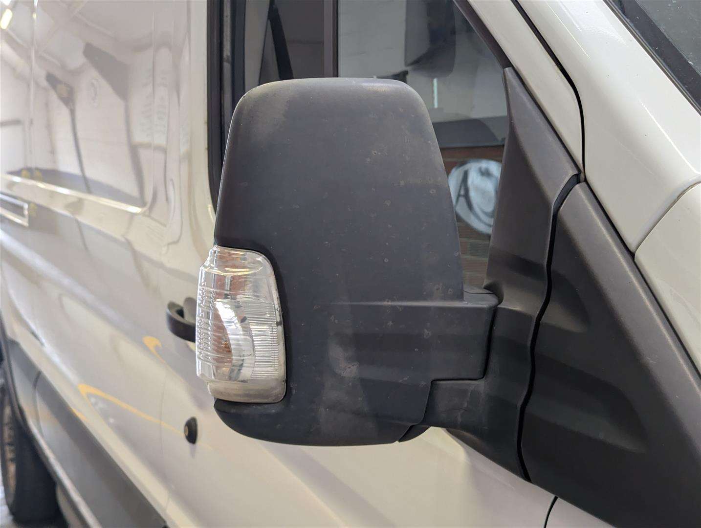 <p>2018 FORD TRANSIT 350</p>