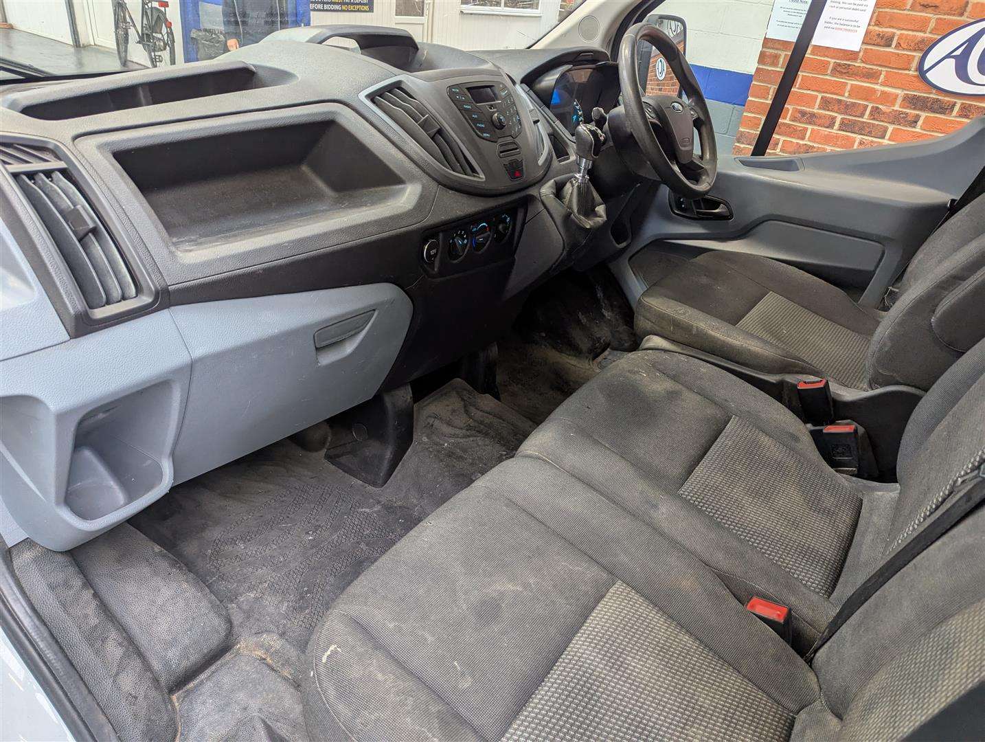 <p>2018 FORD TRANSIT 350</p>