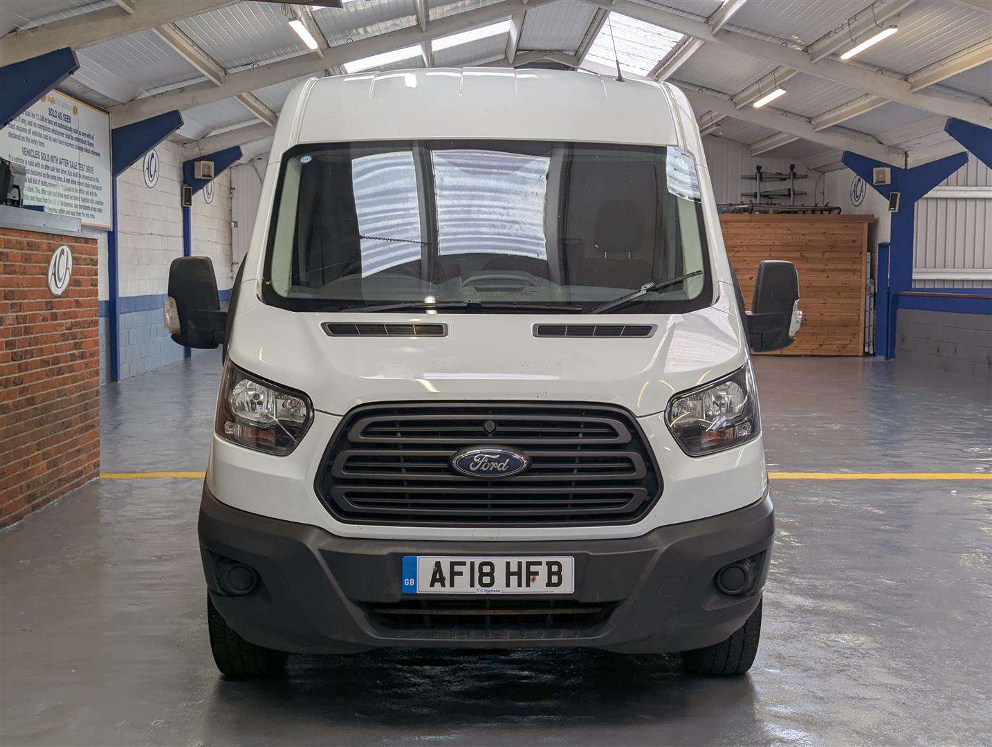 <p>2018 FORD TRANSIT 350</p>
