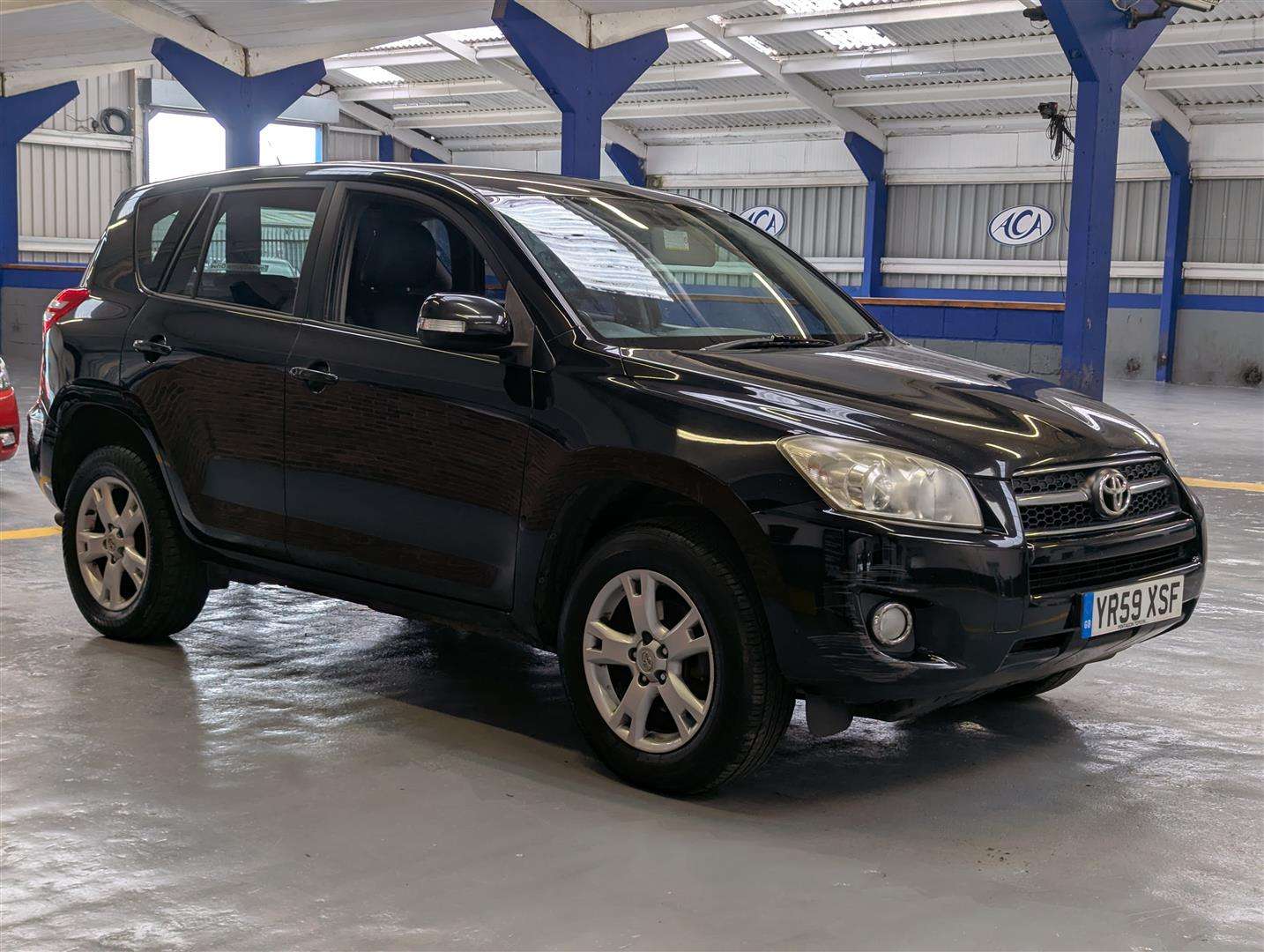 <p>2009 TOYOTA RAV4 XT-R D-4D</p>