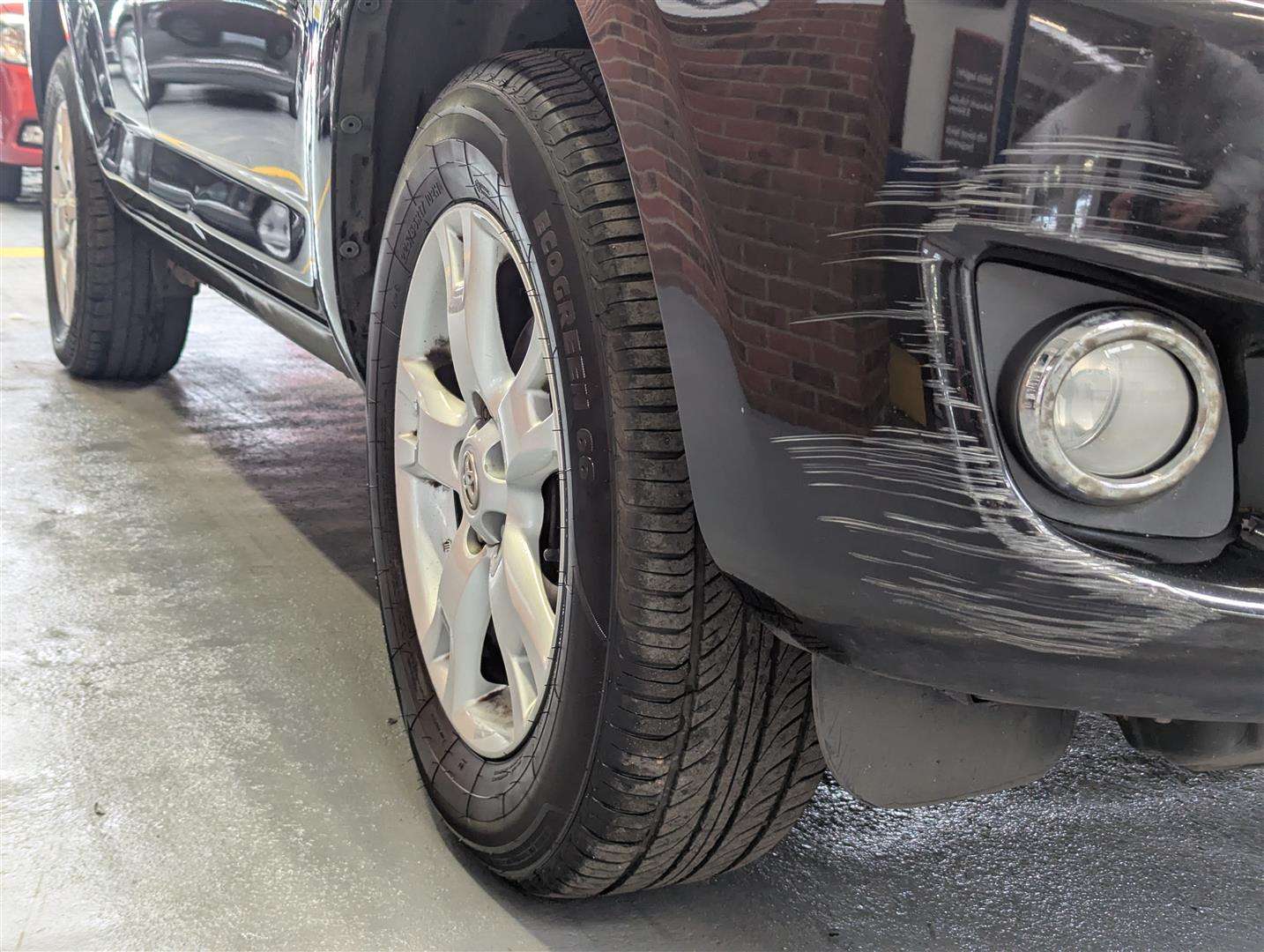 <p>2009 TOYOTA RAV4 XT-R D-4D</p>
