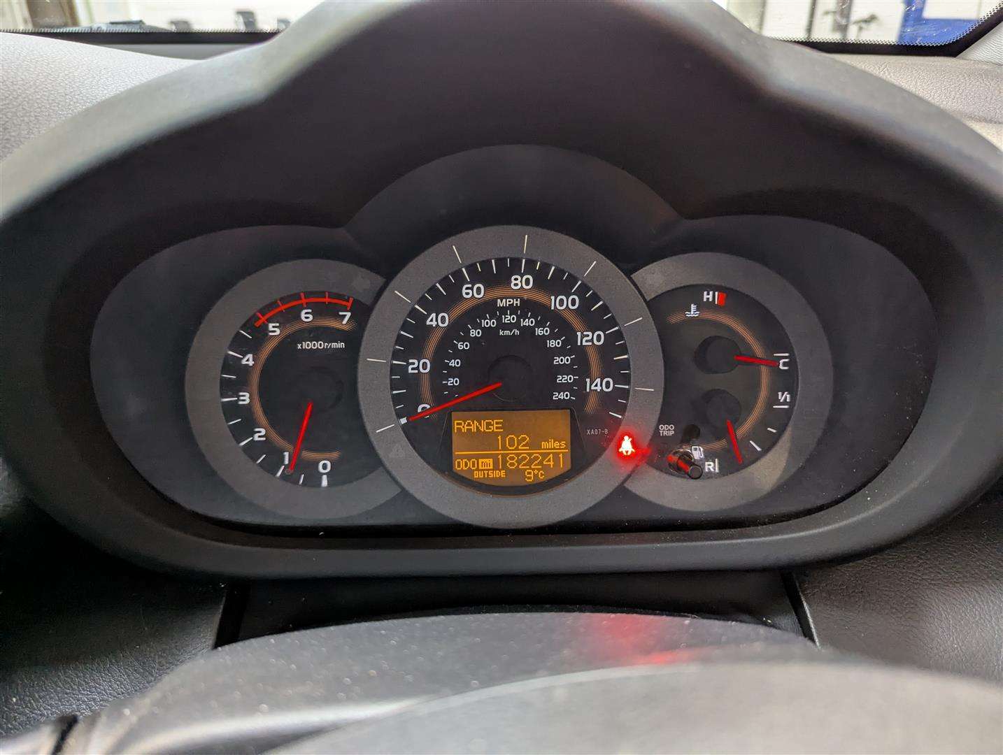 <p>2009 TOYOTA RAV4 XT-R D-4D</p>