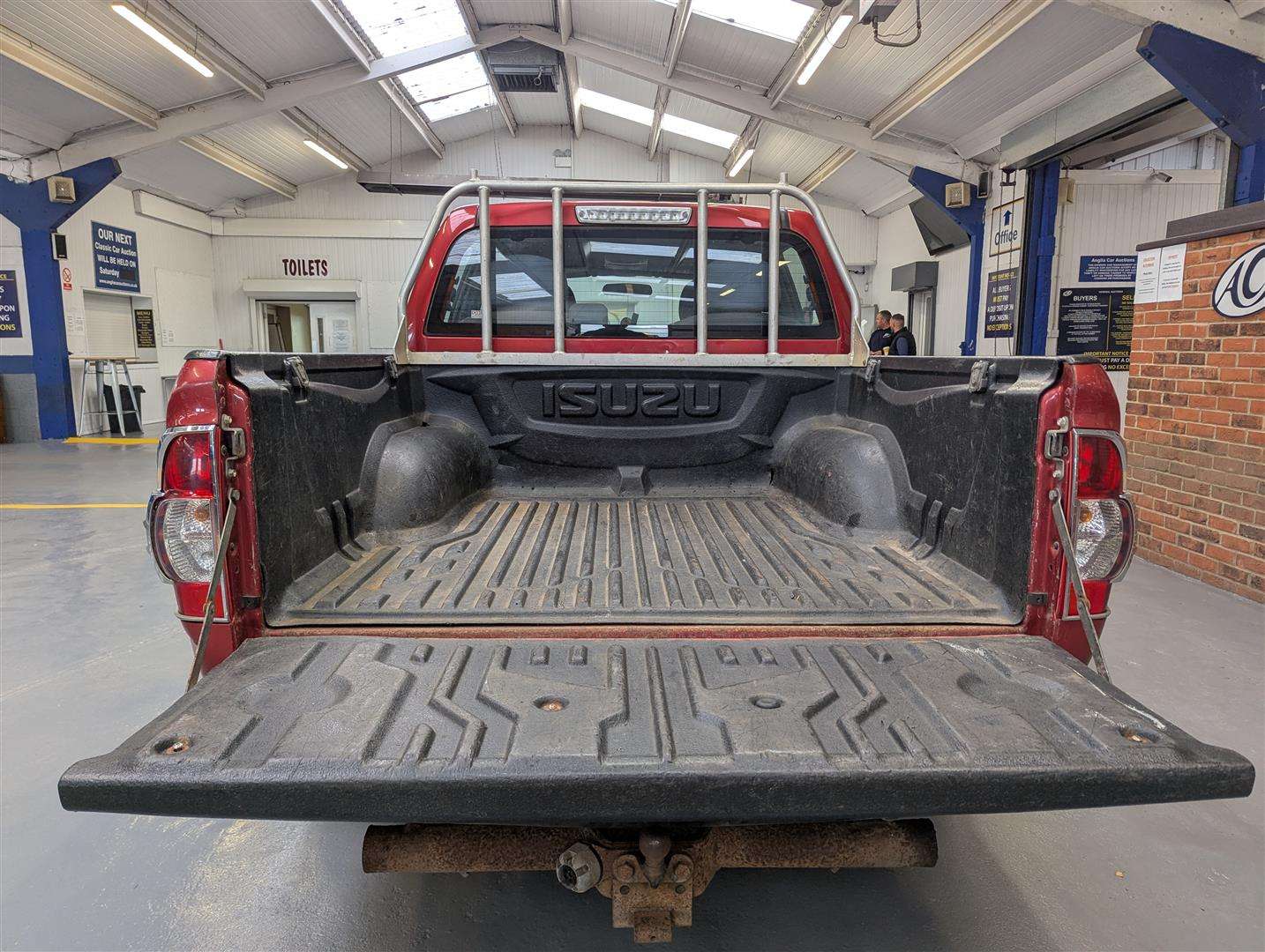 <p>2011 ISUZU TF RODEO DENVERMAX TD D/C</p>