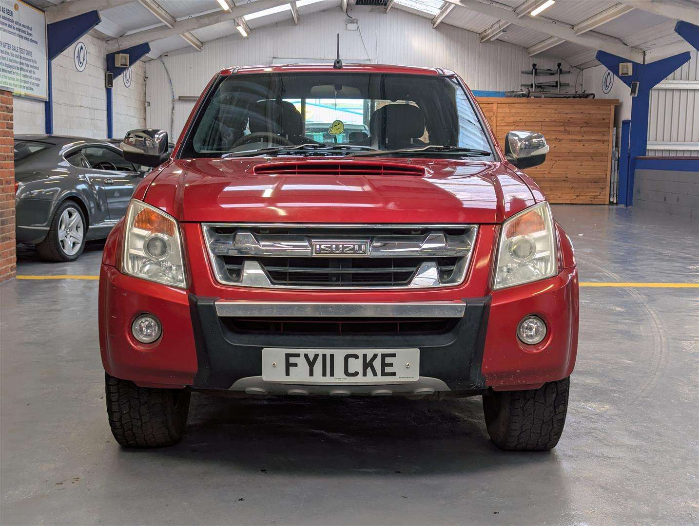 <p>2011 ISUZU TF RODEO DENVERMAX TD D/C</p>