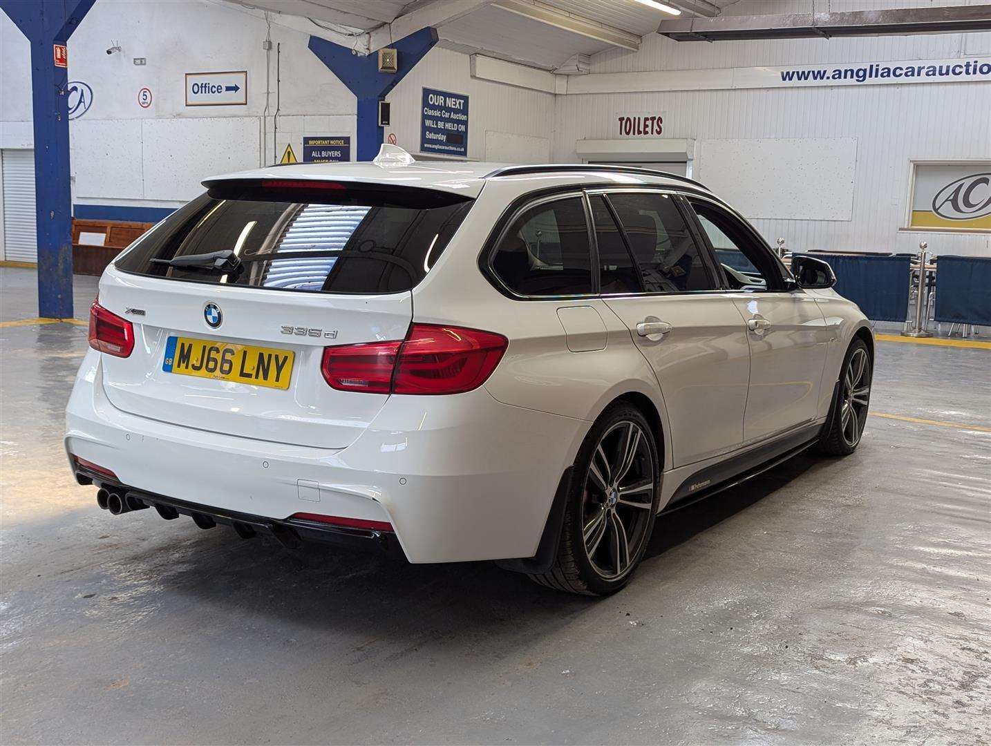 <p>2016 BMW 335D XDRIVE M SPORT AUTO</p>