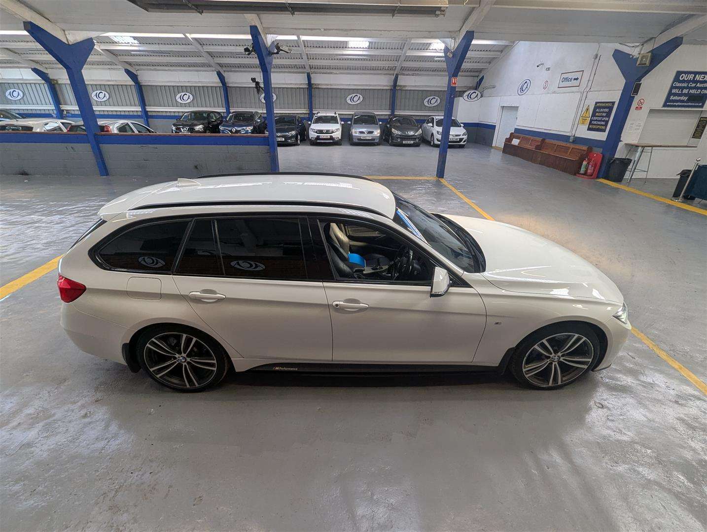 <p>2016 BMW 335D XDRIVE M SPORT AUTO</p>
