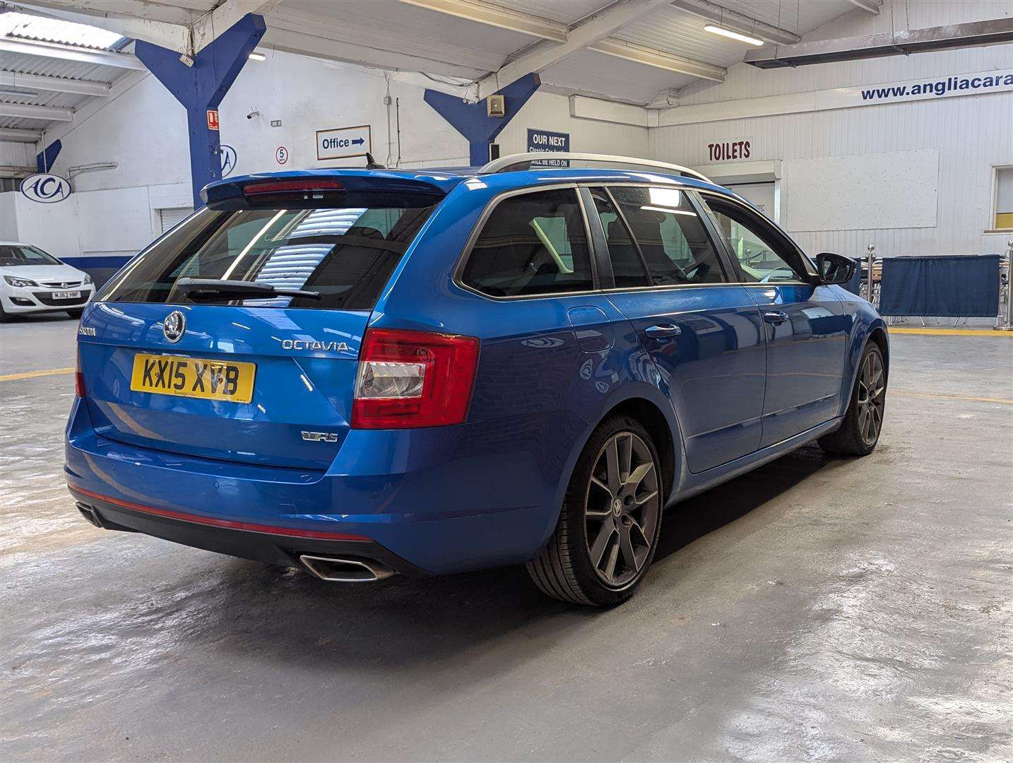 <p>2015 SKODA OCTAVIA VRS TDI CR</p>