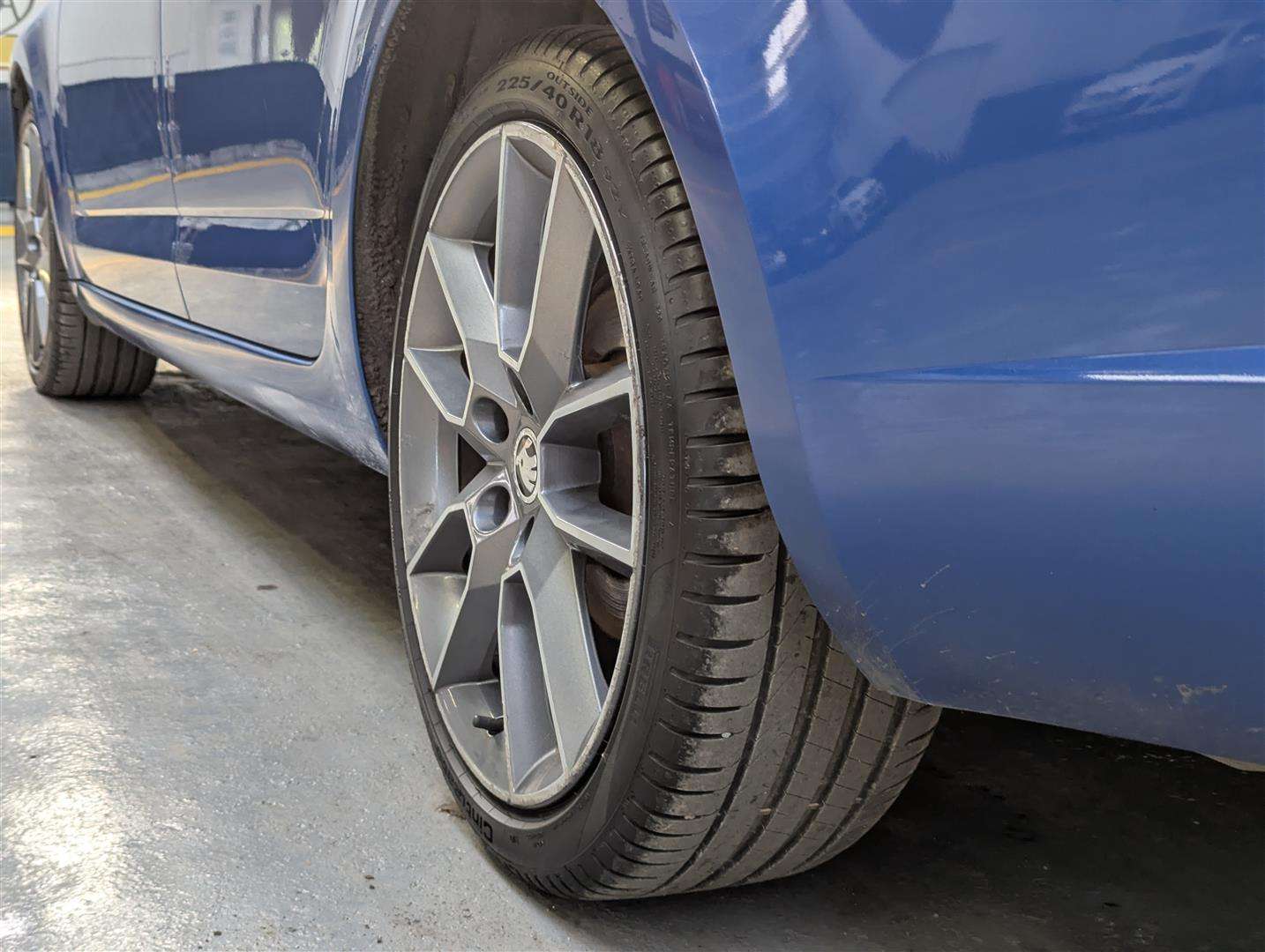 <p>2015 SKODA OCTAVIA VRS TDI CR</p>