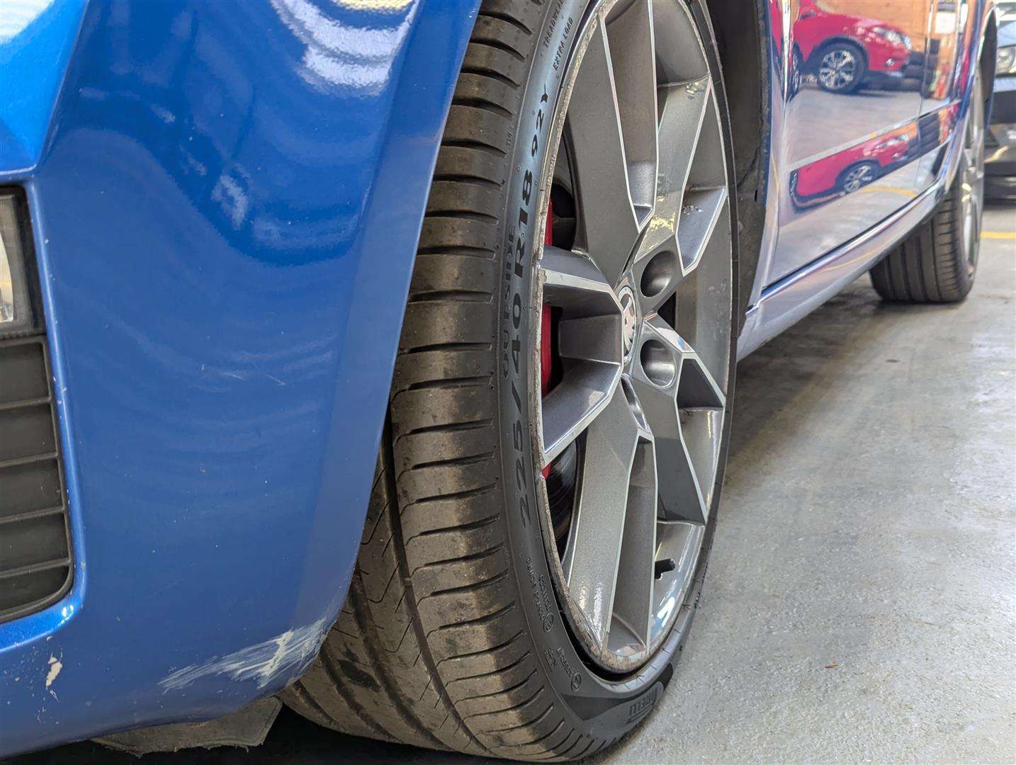 <p>2015 SKODA OCTAVIA VRS TDI CR</p>