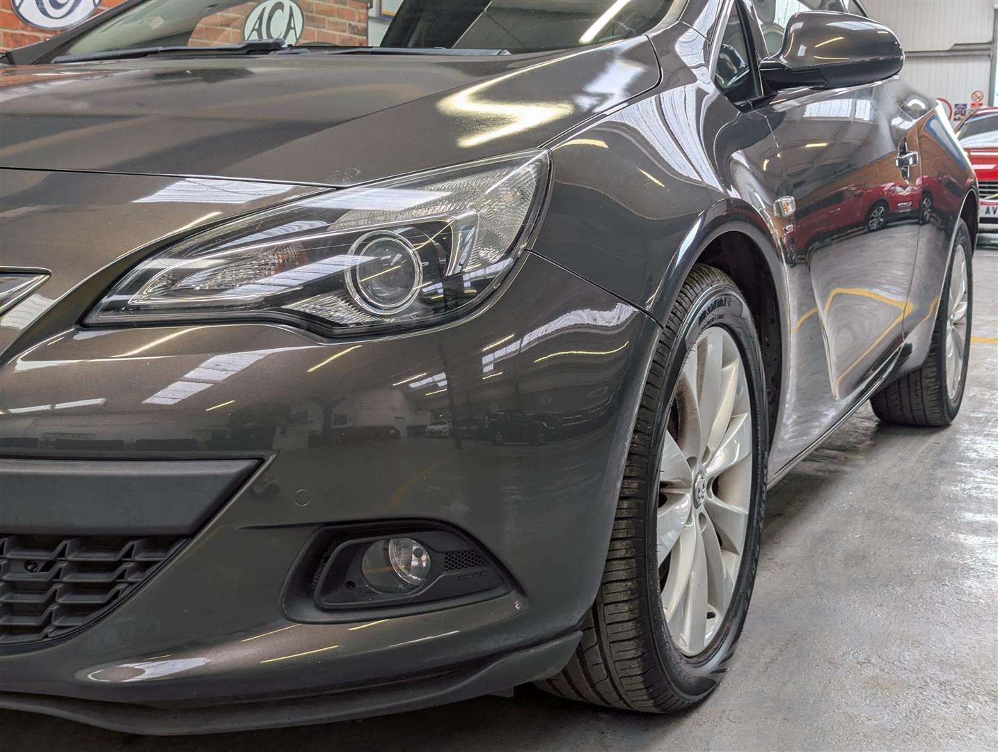 <p>2013 VAUXHALL ASTRA GTC SRI CDTI S/S</p>