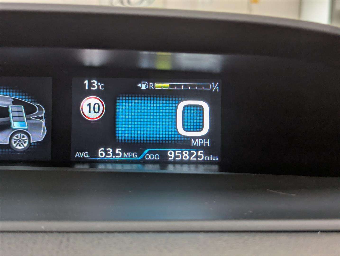 <p>2016 TOYOTA PRIUS ACTIVE VVT-I CVT</p>